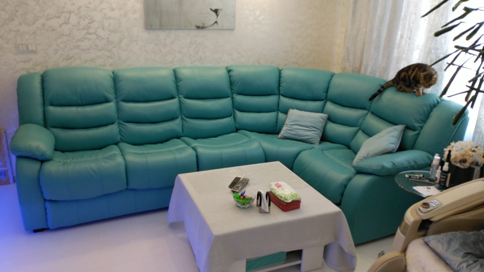 Перетяжка дивана на дому. Кожуховская