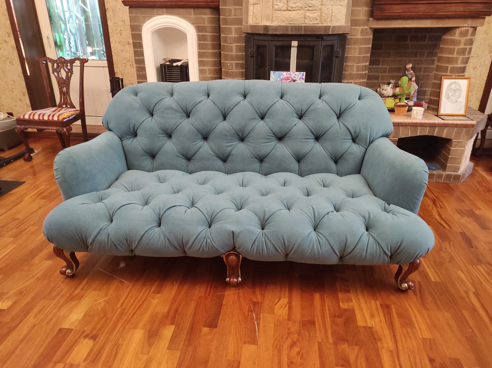 Обивка дивана. Кожуховская